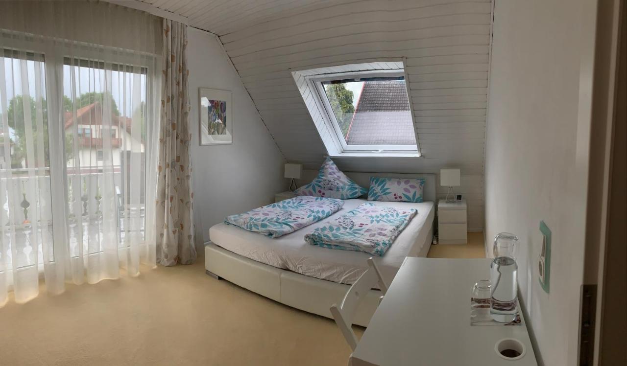 Schoene Zimmer Im Zentrum Leben Offenburg Luaran gambar