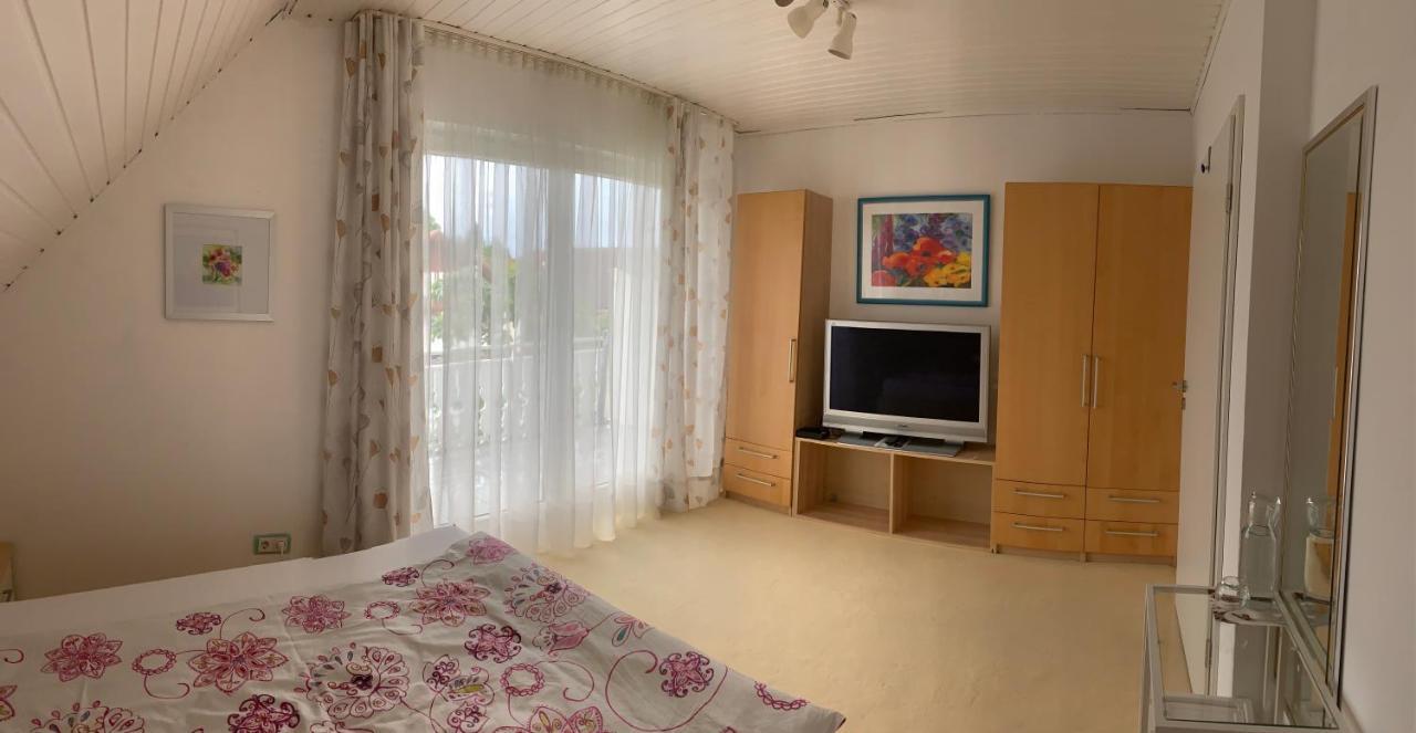 Schoene Zimmer Im Zentrum Leben Offenburg Luaran gambar
